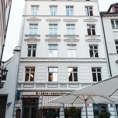 Апартаменты Doma Laukums In The Heart Of 1 Рига