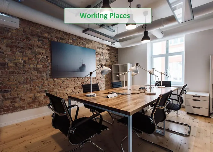 Doma Laukums In The Heart Of 1 *