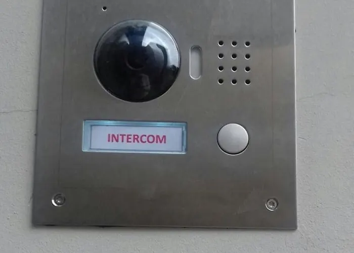 Doma Laukums In The Heart Of 1 Dzīvoklis